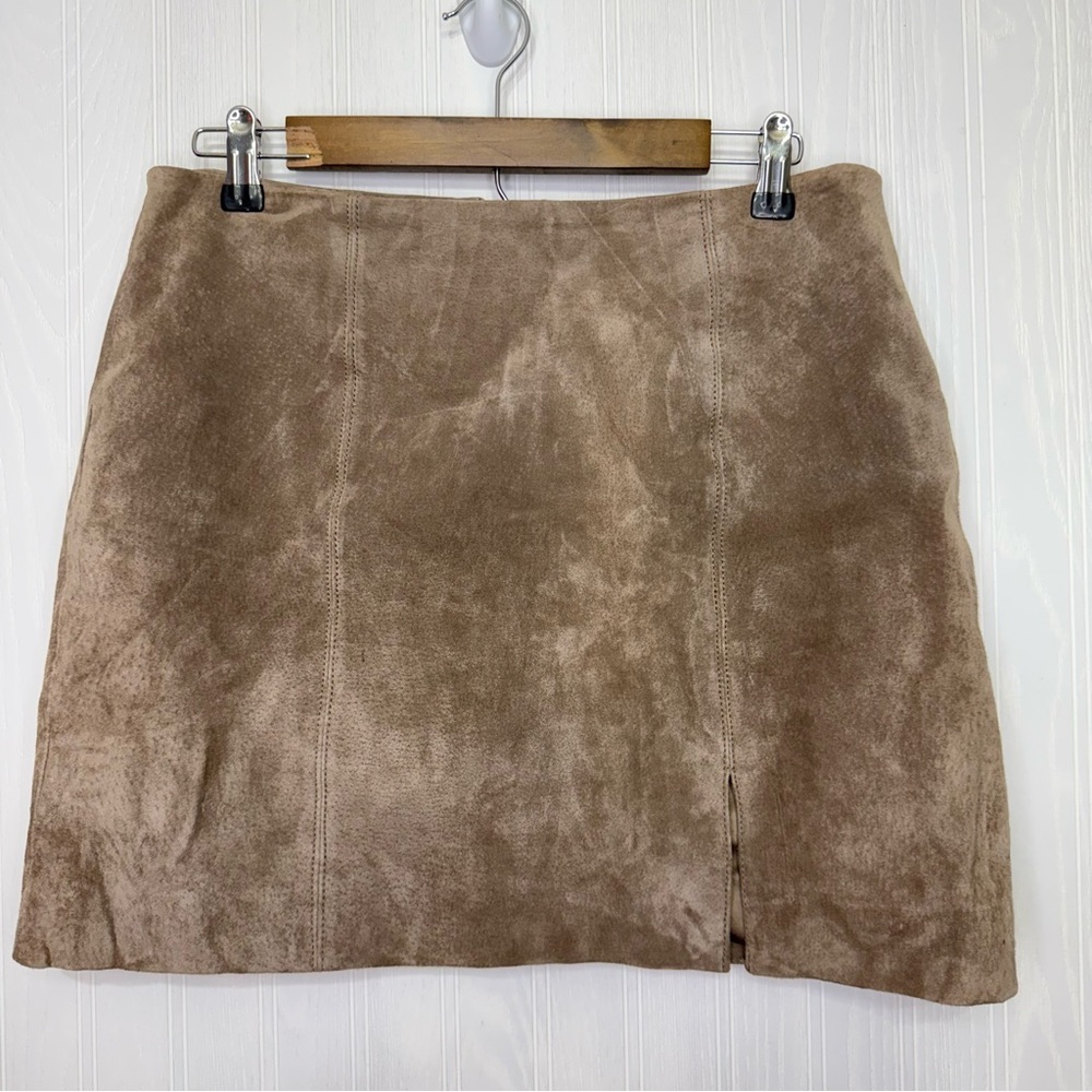 Blank NYC camel suede mini skirt size 30